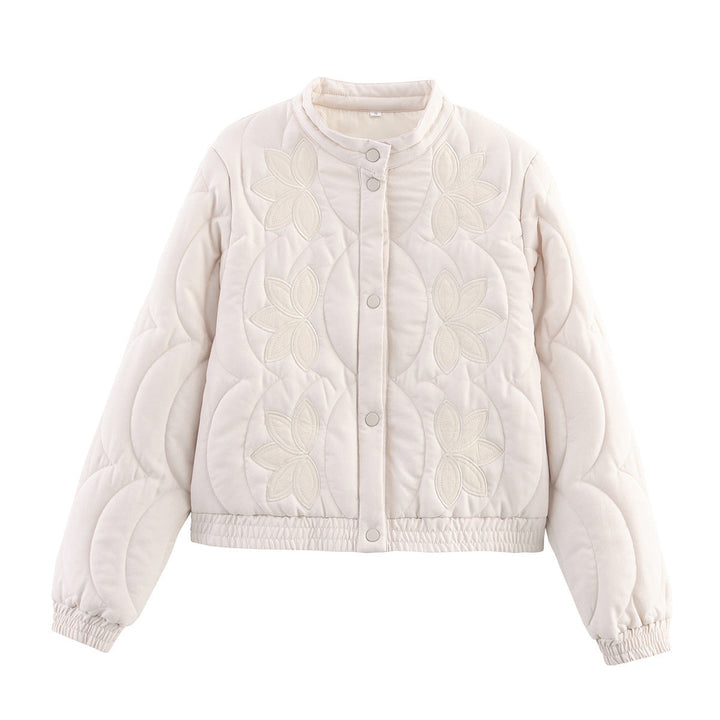 Dam kort skärning kviltad jacka med Flower Applique och ståkrage