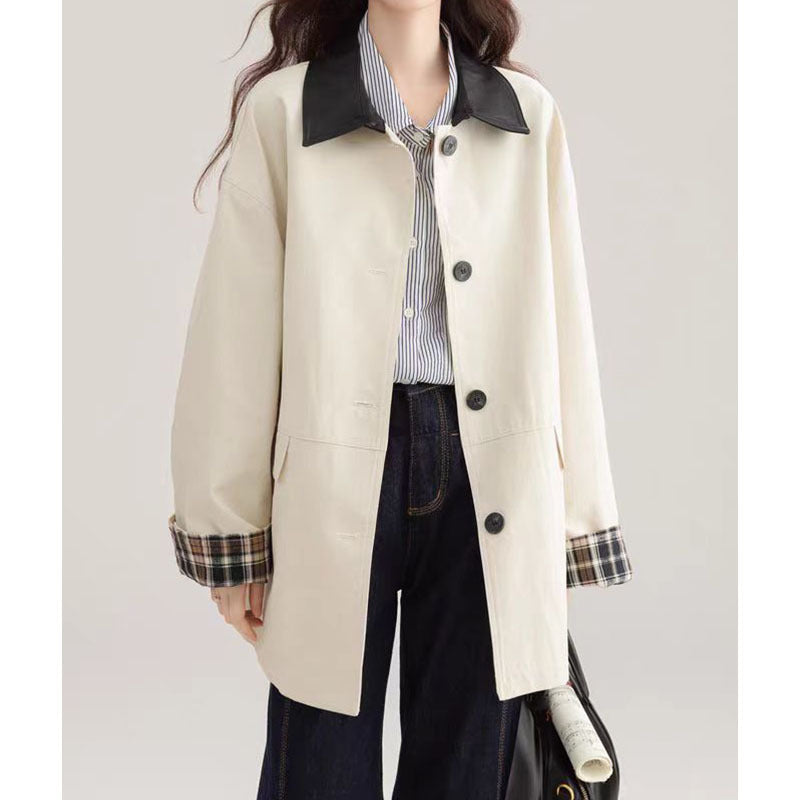 Dam kort Boxy trench stil jacka med kontrast krage och justerbar muddar