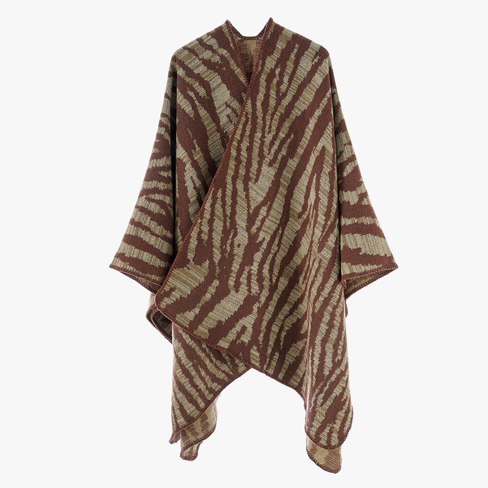 Dam Rectangular Ruana-Overlay med Extravagant Animal-Jacquard och Open Draping