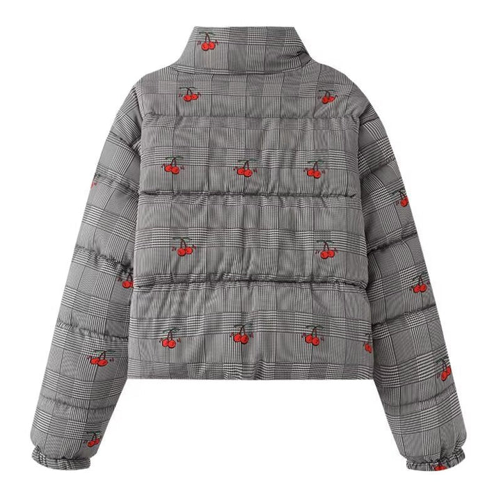 Dam Kort-Skärning Quiltad Down-Look Jacka med Ståkrage och Cherry Embroidery