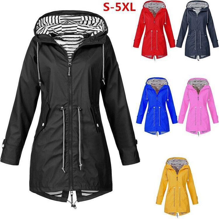 Dam figursydd parka jacka med huva, drawstring waist och concealed dragkedja