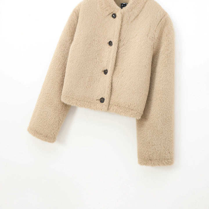 Dam kort-skärning teddy jacka med round neckline, knäppning, och påsydda fickor