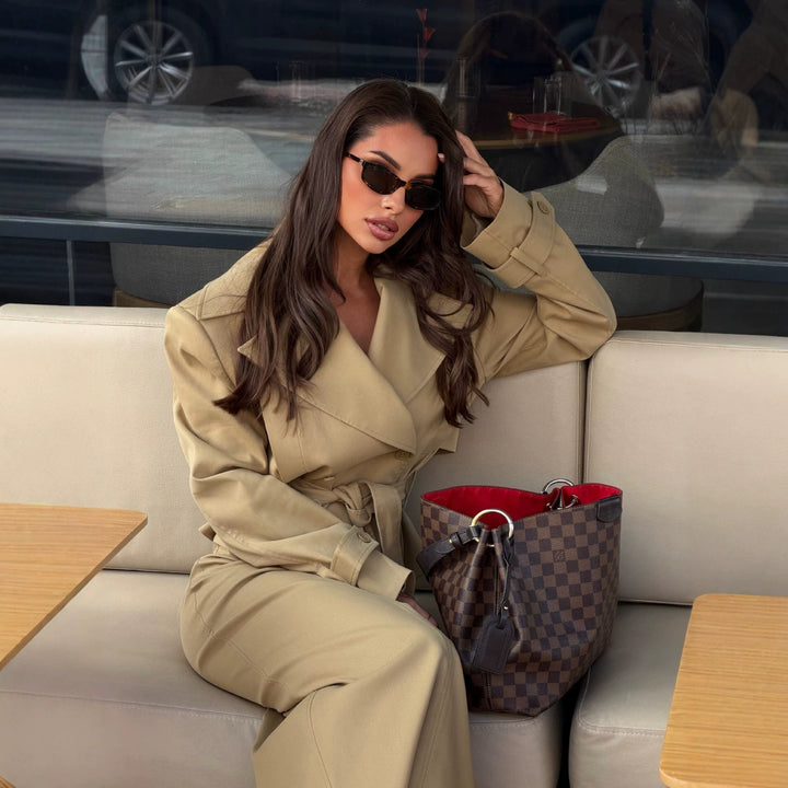Dam Tailored Kort Trench med Peplum och Tie Belt