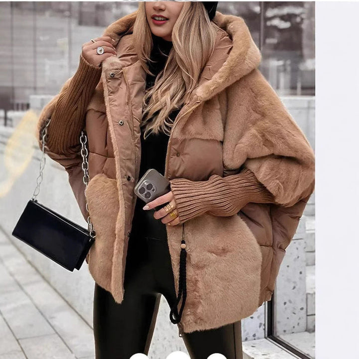 Dam oversized quiltad vinterjacka med faux fur panels, huva och integrerad ribbed ärm detaljer