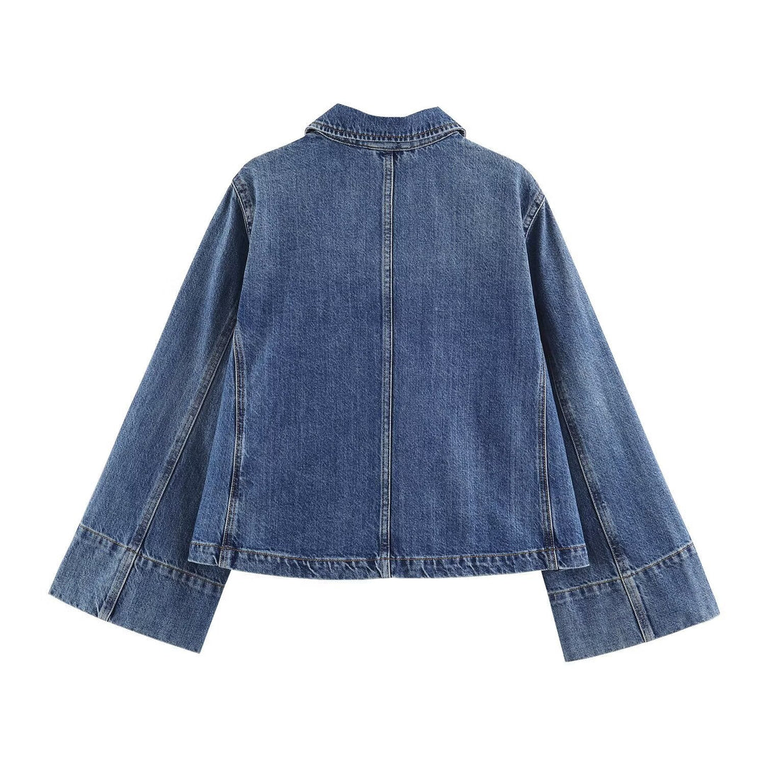Dam Boxig Denimjacka med Wide Ärmar, Lock Fickor och Tryckknapp Knapp Stängning