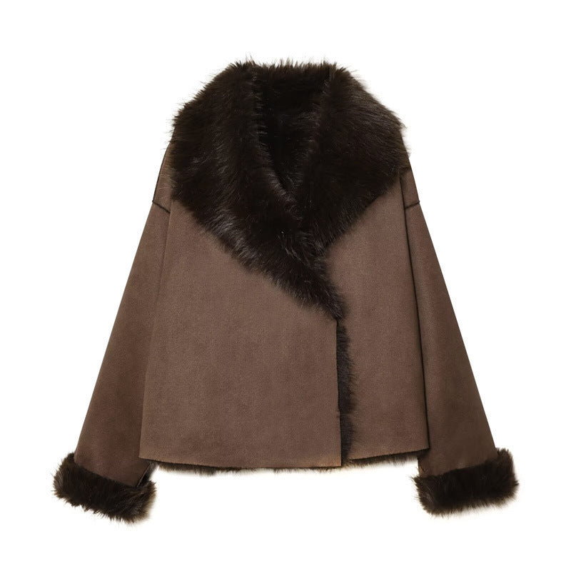 Dam Kort Jacka i Lambskin Look med Voluminous Fur Krage och Shortened Ärmar