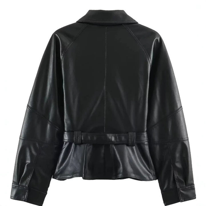 Dam Kort Jacka Tillverkad av Vegansk Läder med A Belted Waist och Drop Shoulders