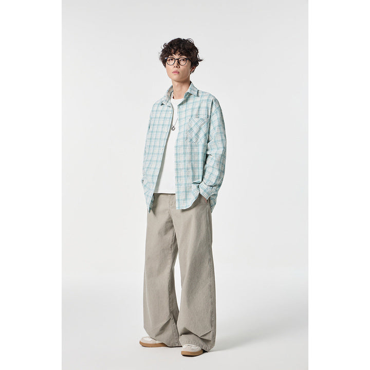 Unisex Oversized Check Skjorta Jacka Gjord av Lätt Bomullsblandning med Lapp Bröstficka