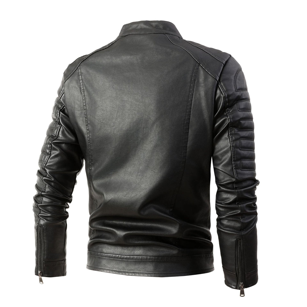 Herr Biker Jacka Tillverkad av Syntetiskt Läder med Quiltad Ärm Vaddering, Ståkrage och Flera Fickor.