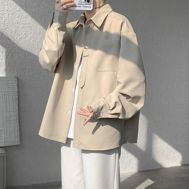 Unisex Oversize Skjortjacka i A Minimalistisk Utility Look med Chest Ficka och Dold Knapp Knäppning