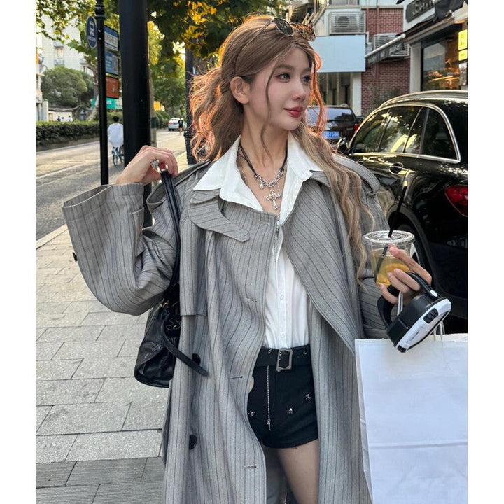Dam längre randig oversize trenchcoat med vid Lapels och Balloon ärmar