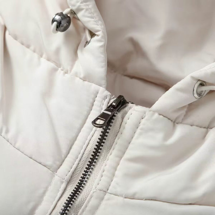 Dam Kort-Skärning Hybrid Quiltad Jacka med Huva, Midjedragsko och Elastic Ärmar