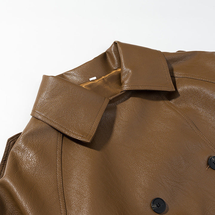 Dam kort double-breasted konstläder trench jacka med bälte och axel straps
