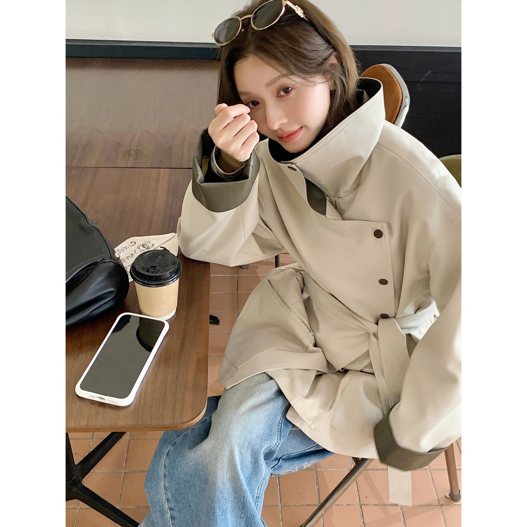 Dam oversize trenchcoat med kontrasterande läder Accents och dragkedja