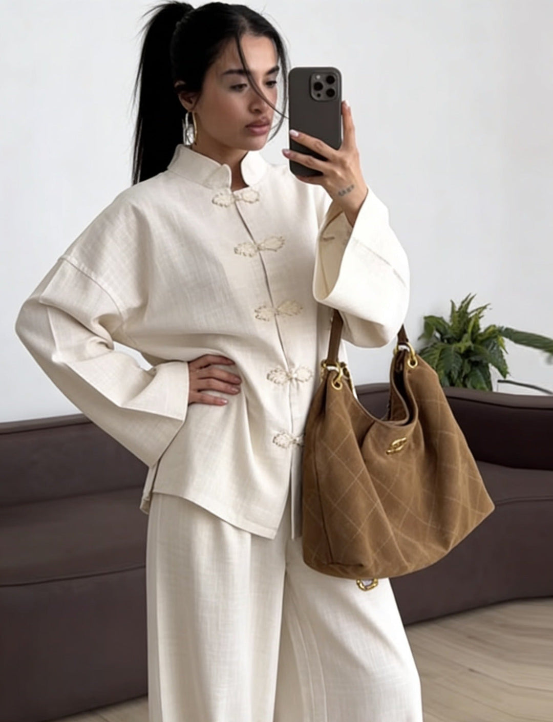 Dam oversize Mandarin jacka med Knot Closures och vid ärmar
