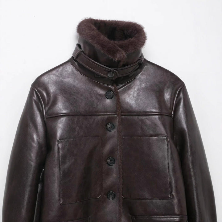 Dam cropped pilot jacka med teddy foder och adjustable neck strap