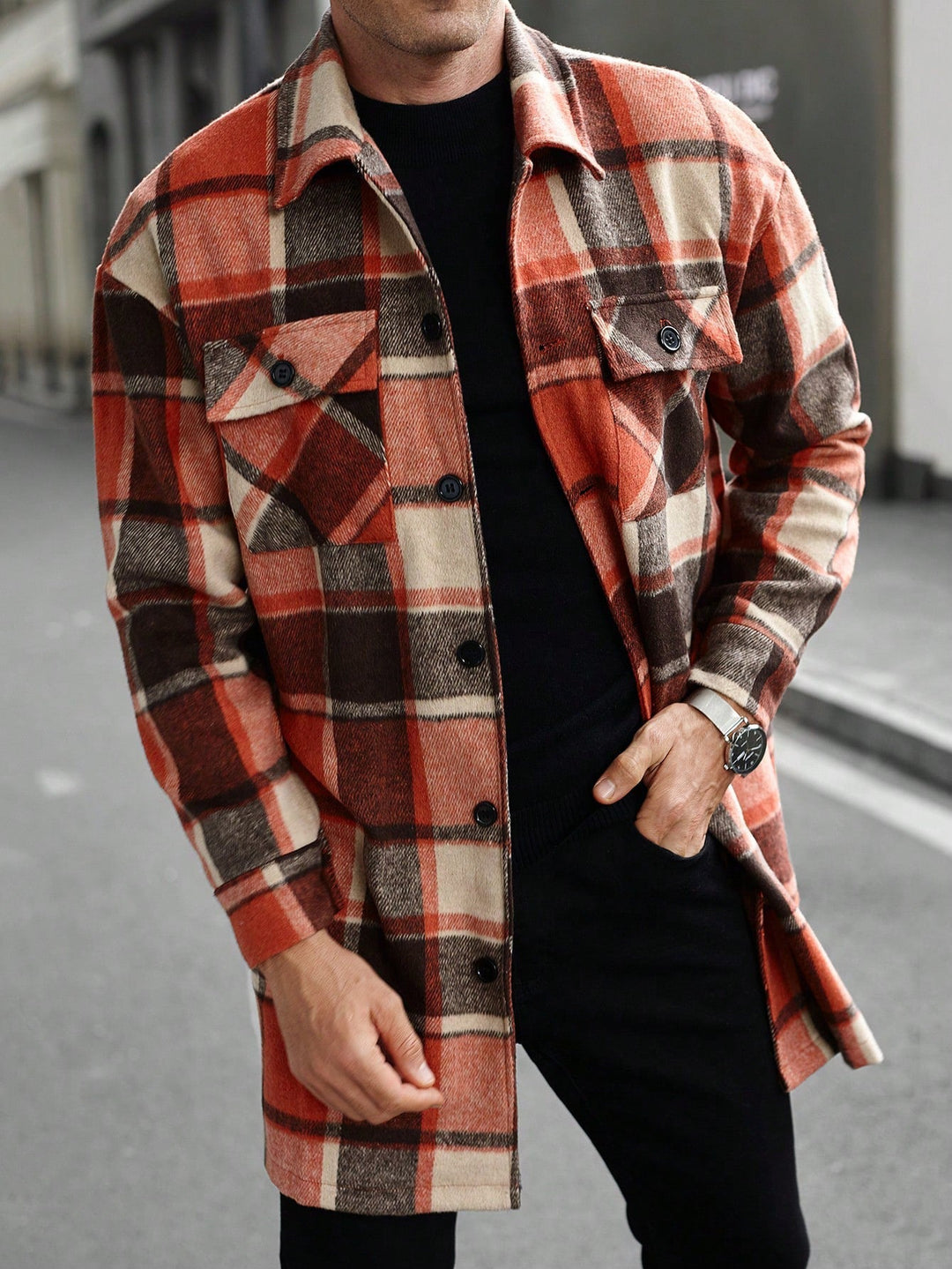 Herr rutig longline overshirt med patch bröstfickor och knäppslå