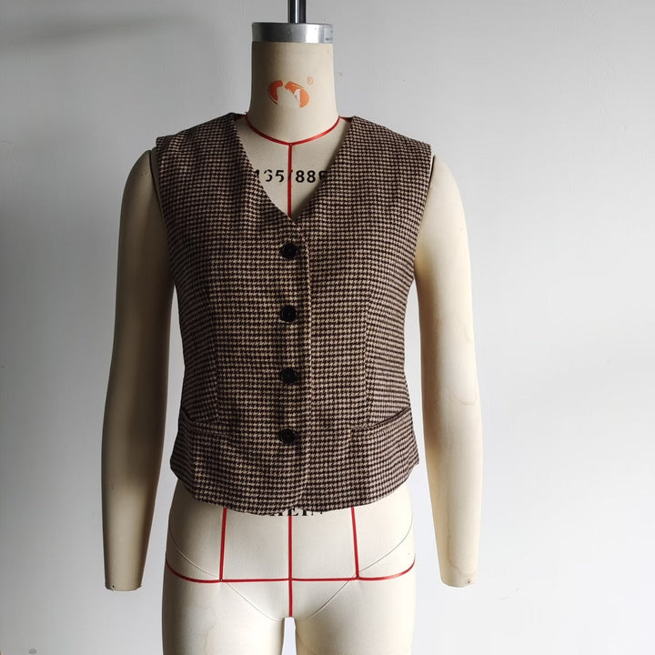 Dam figursydd houndstooth väst med V-neck och knäppning
