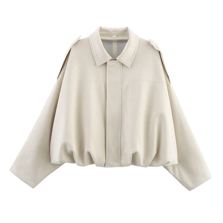 Dam Kort Jacka i Oversize Cape Stil med Balloon Waistband och Shoulder Flaps