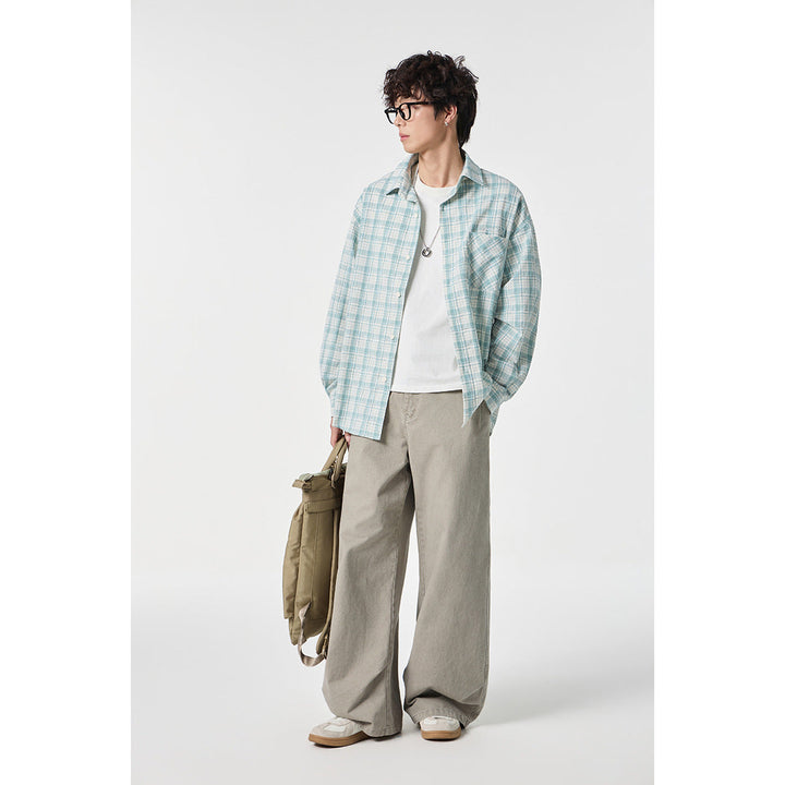 Unisex Oversized Check Skjorta Jacka Gjord av Lätt Bomullsblandning med Lapp Bröstficka
