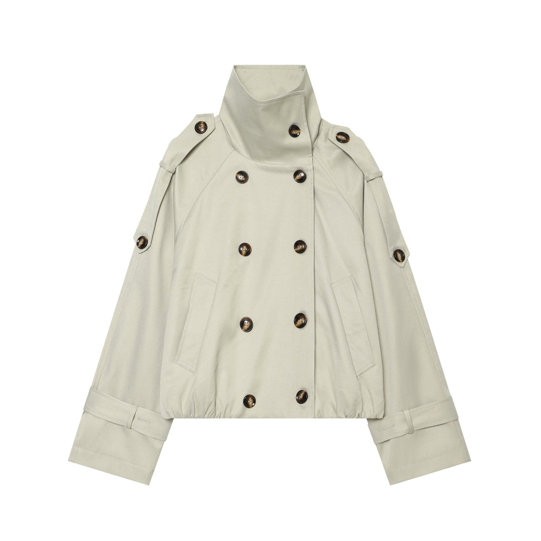 Dam kort figurnära trenchcoat med double-breasted knäppning, high ståkrage, och avtagbar axel flaps