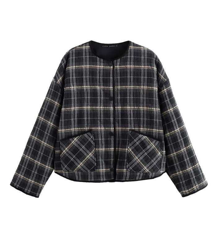 Dam quiltad check jacka med rund hals, light vaddering, och oversized påsydda fickor