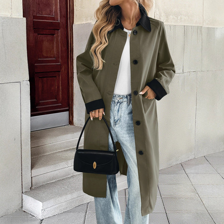 Dam Lång Trenchcoat med Contrast Krage och Cuffed Ärmar