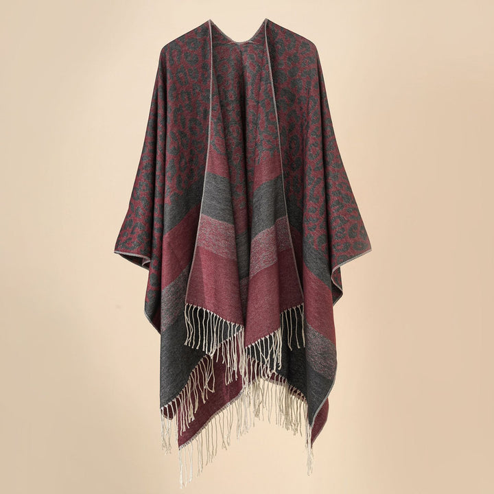 Dam oversized Ruana med Leo Jacquard, fringes, och mjuk ullblandning