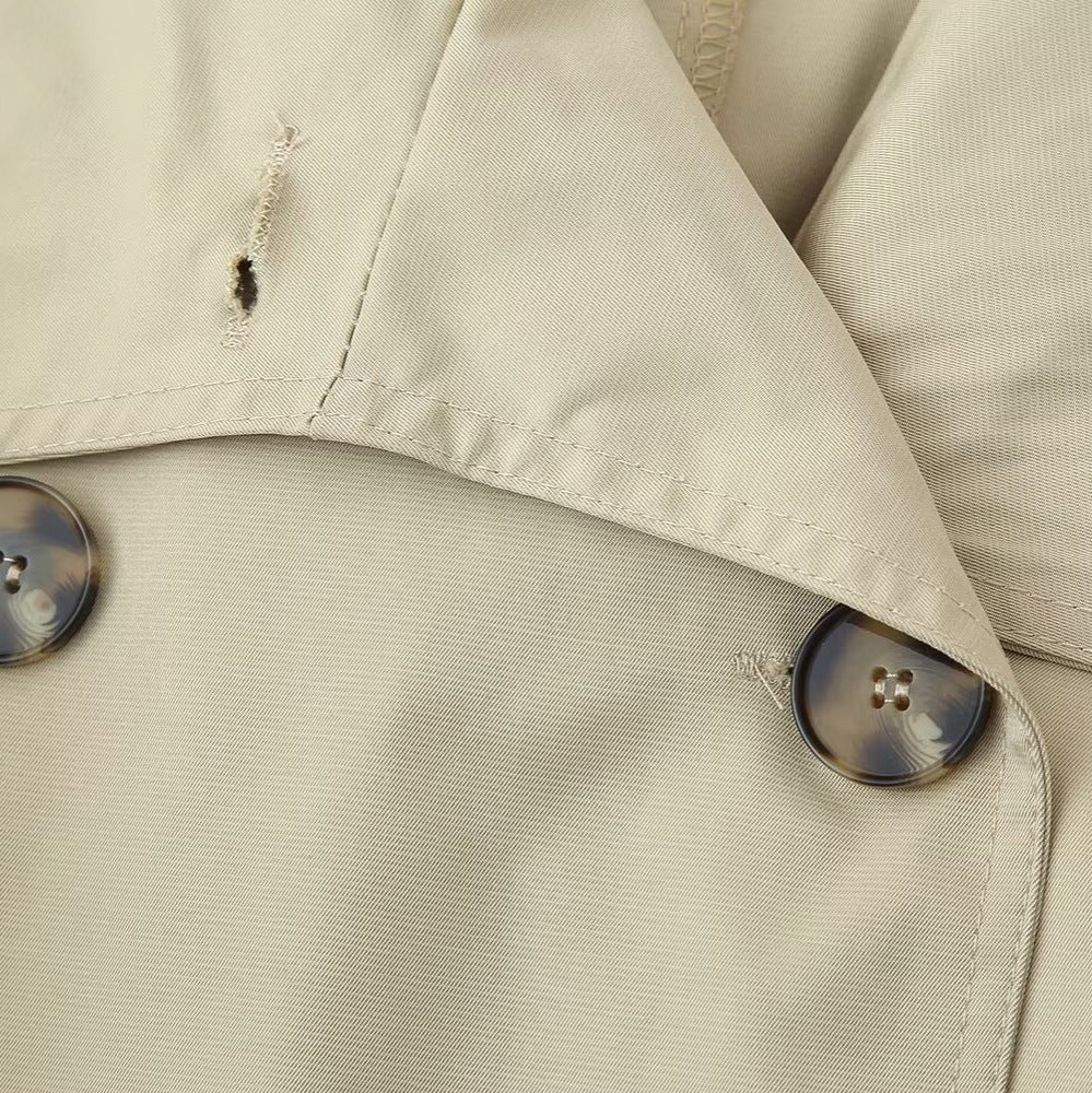 Dam Kort Trenchcoat i Boxig Skärning med Dubbel-Breasted och Belted Midja