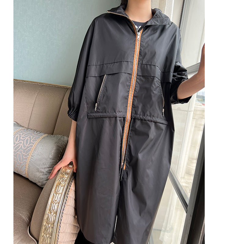 Dam lätt oversize Raincoat med huva, två-Way dragkedja och dold dragkedja fickor