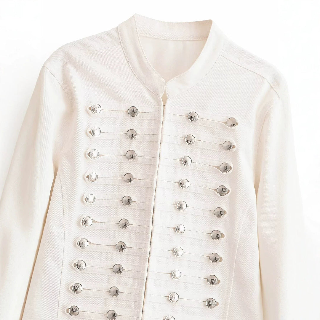 Dam Kort Jacka i A Military-Inspired Marching Uniform Look med Dekorativ Chain Knappar
