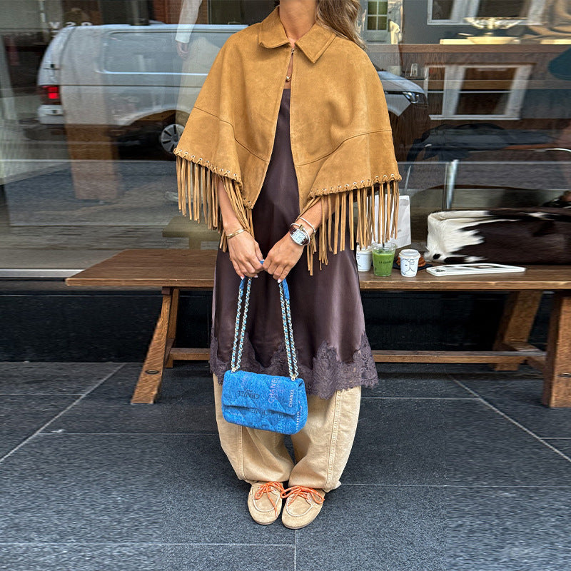 Dam mocka-look Fringe Cape med skjortkrage och Eyelet Decoration