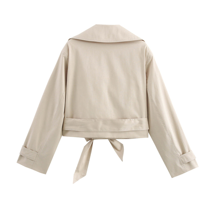 Dam Kort Trenchcoat med Wide Lapels, Waist Belt och Double Knapp Row