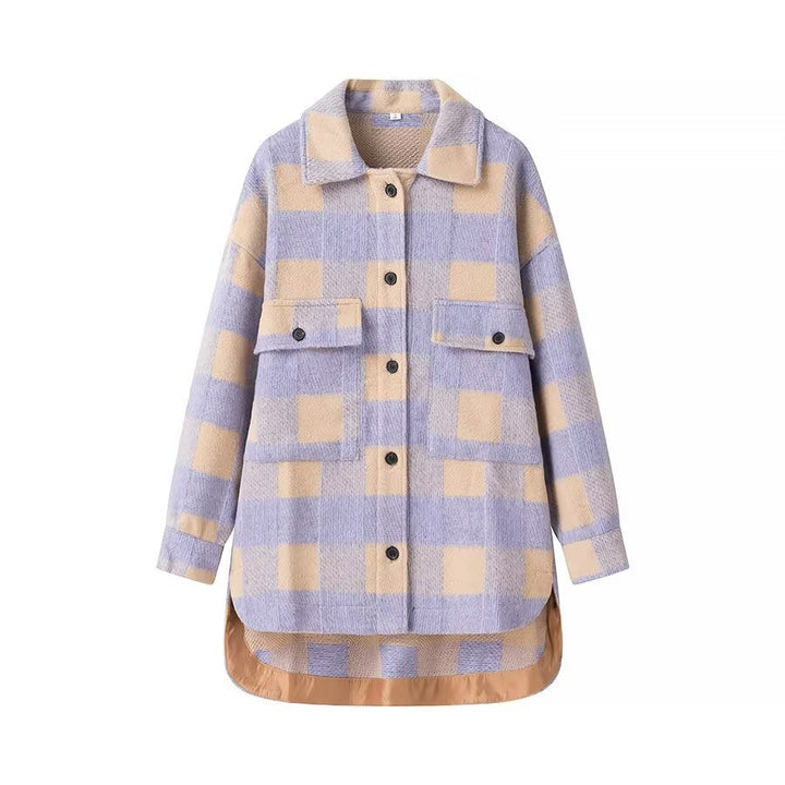 Dam oversized rutig shirt jacka i shacket stil med påsydda fickor och elongated round fåll