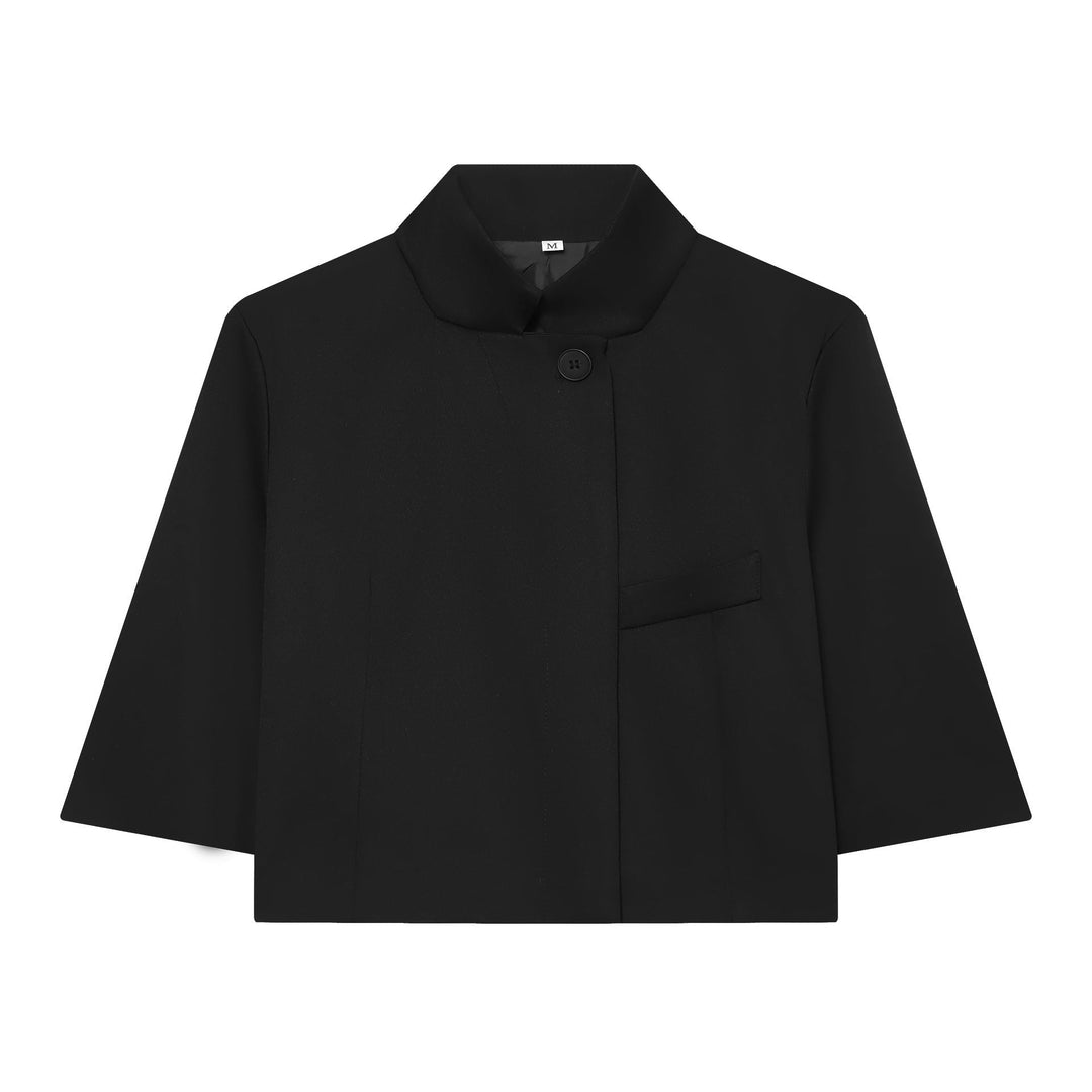 Dam 40+ Kort Cape Blouson med Stå Krage och Dekorativ Knapp