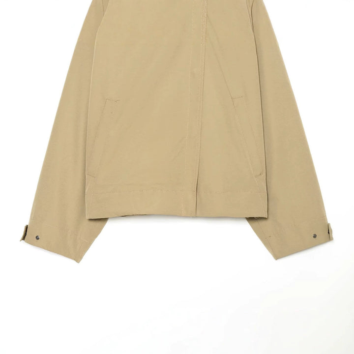 Dam Kort Jacka med Oversize Krage och Justerbar Muddar