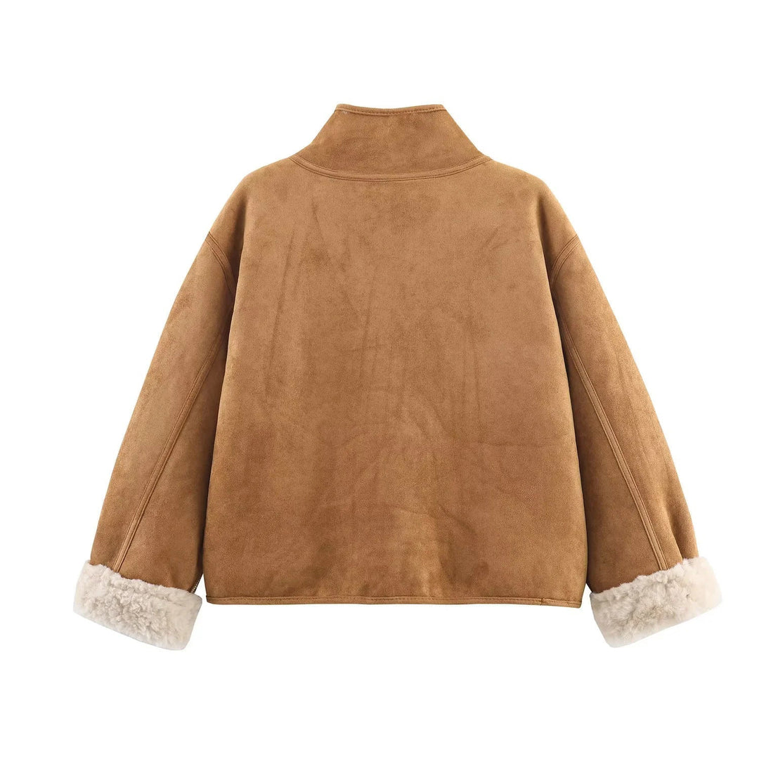Dam kort oversized lambskin look jacka med sjalkrage och stor påsydda fickor