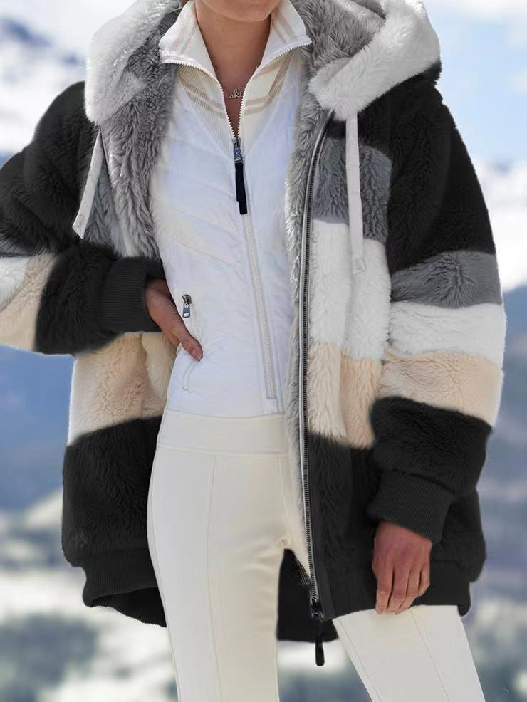 Dam oversized vadderad faux pälsjacka med huva, block stripes och ribbstickade muddar