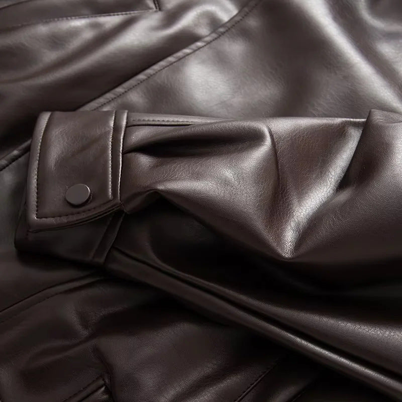 Dam oversized konstläderjacka med stor sjalkrage, påsydda fickor och elastic waistband
