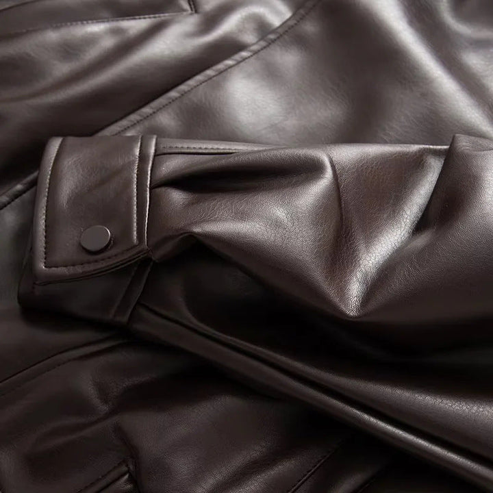 Dam oversized konstläderjacka med stor sjalkrage, påsydda fickor och elastic waistband