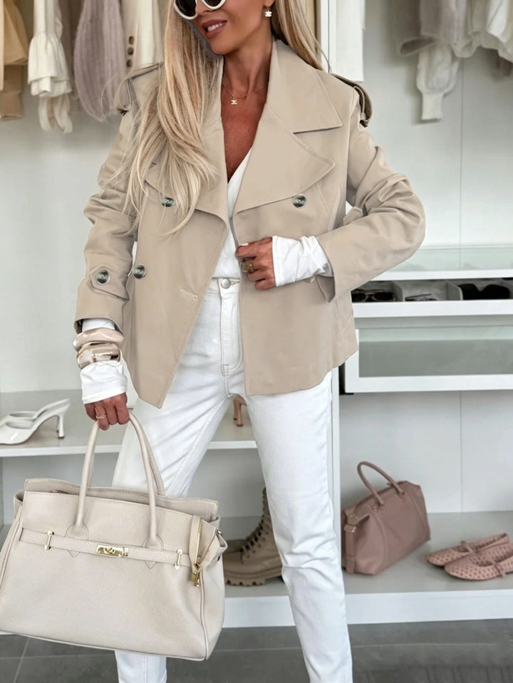 Dam kort skuren Double-Breasted trenchcoat med Epaulettes