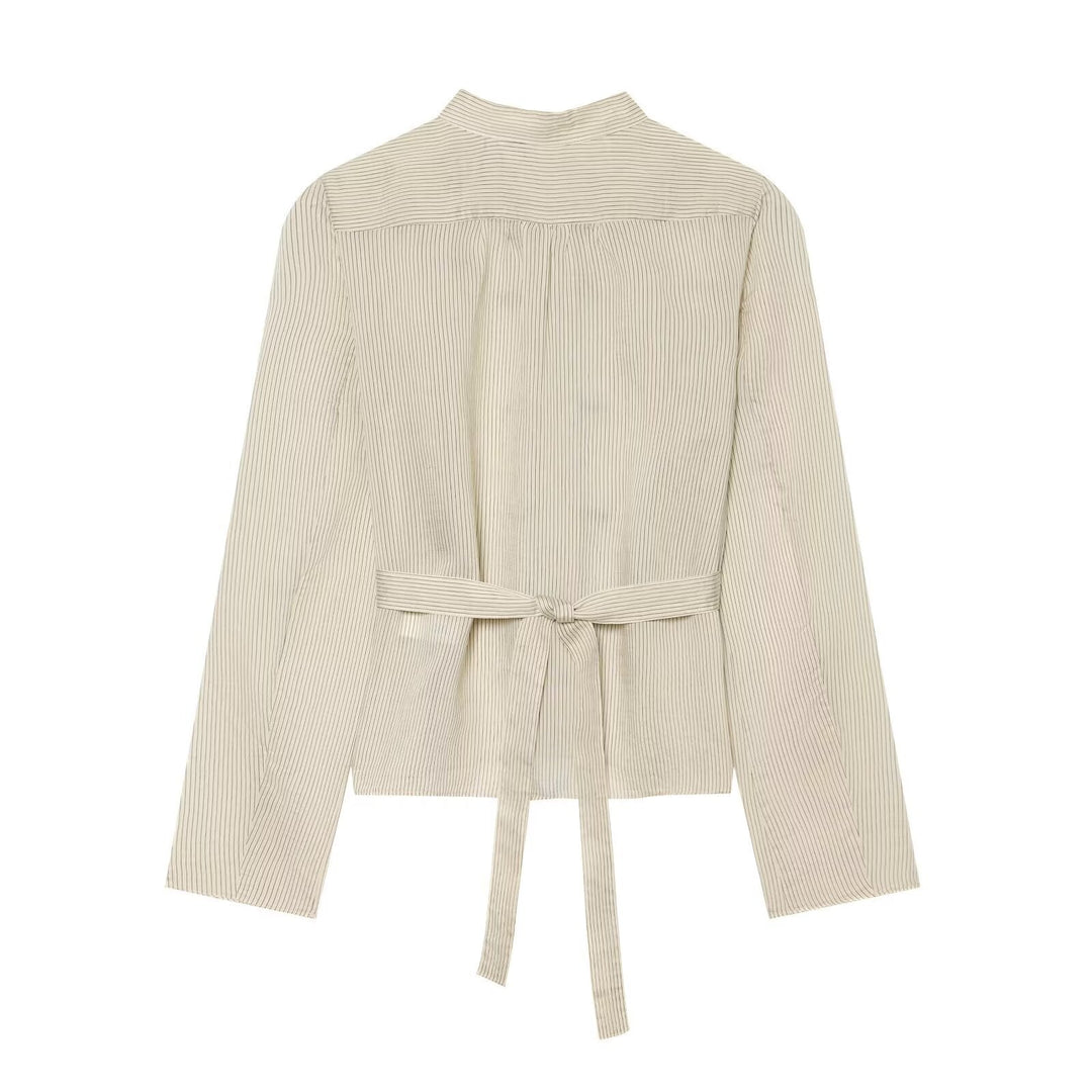 Dam kort jacka med ståkrage, Chinese cord fasteners och pinstripes
