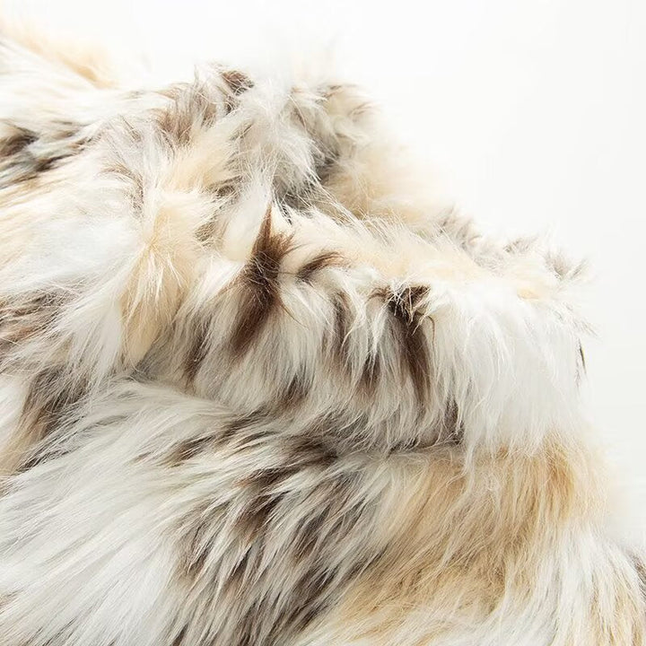 Dam kort jacka gjord faux fur med stand krage