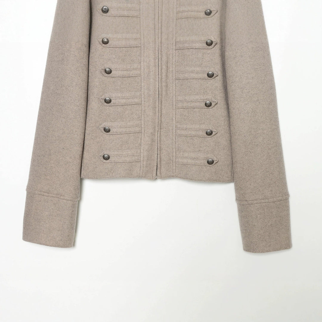 Dam military-inspired ulljacka med ståkrage, decorative knäppning och epaulettes
