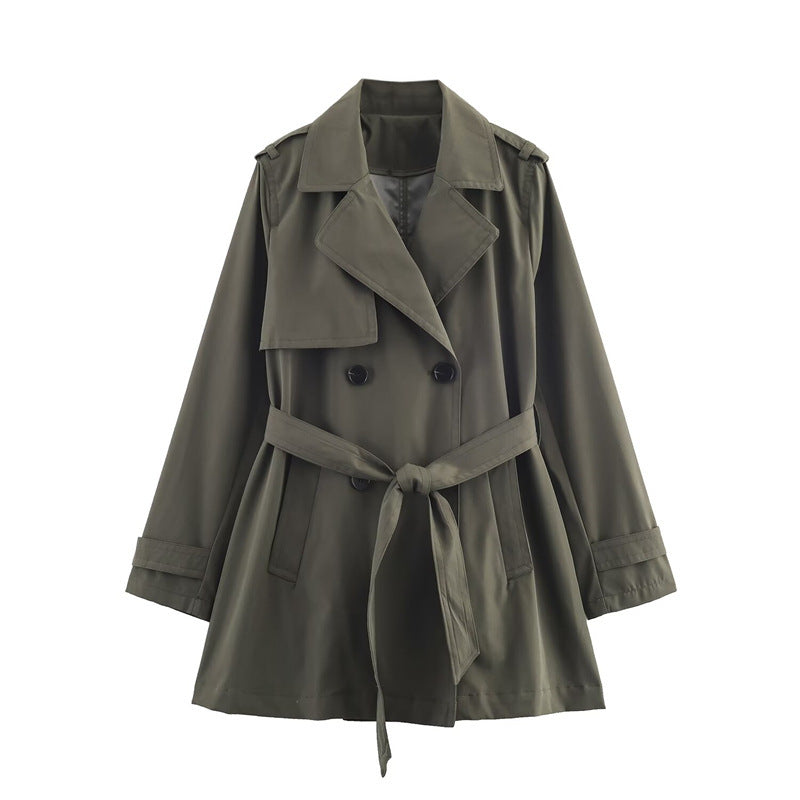 Dam kort trenchcoat med A-line silhuett, double-breasted knappslå, detachable bälte, och shoulder epaulettes