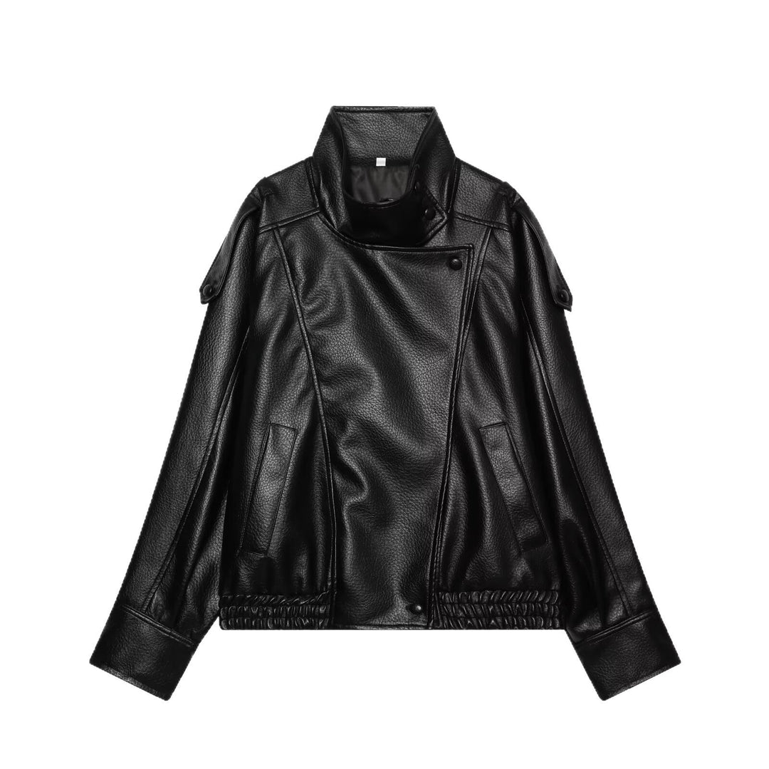 Dam kort jacka in asymmetrical biker-trench stil gjord vegan läderlook med hög ståkrage