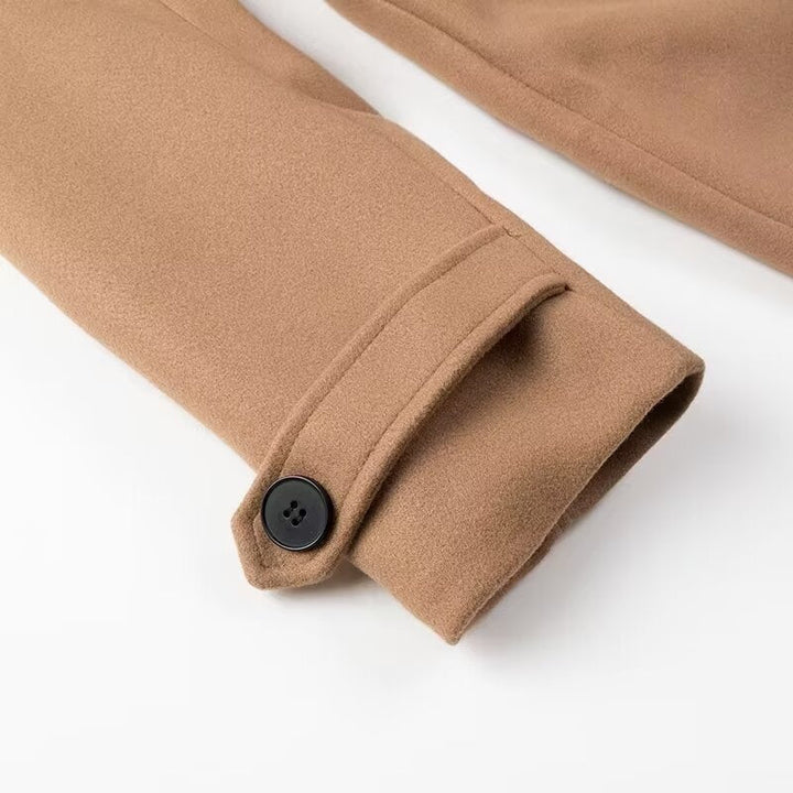 Dam Double-Breasted Maxi Length trenchcoat med knytband och Cape Overlay