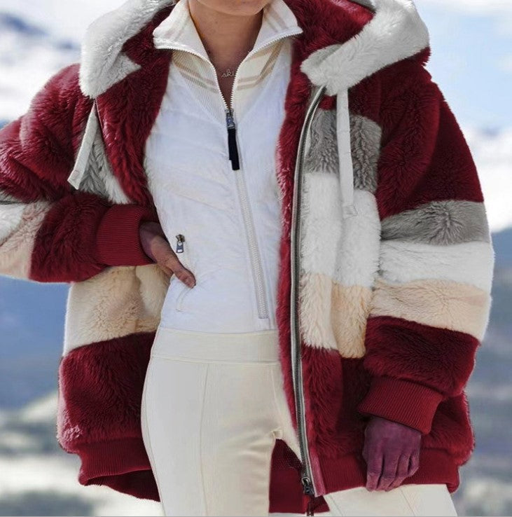 Dam oversized vadderad faux pälsjacka med huva, block stripes och ribbstickade muddar