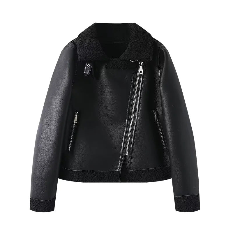 Dam figurnära bikerjacka i lambskin look med asymmetrisk dragkedja