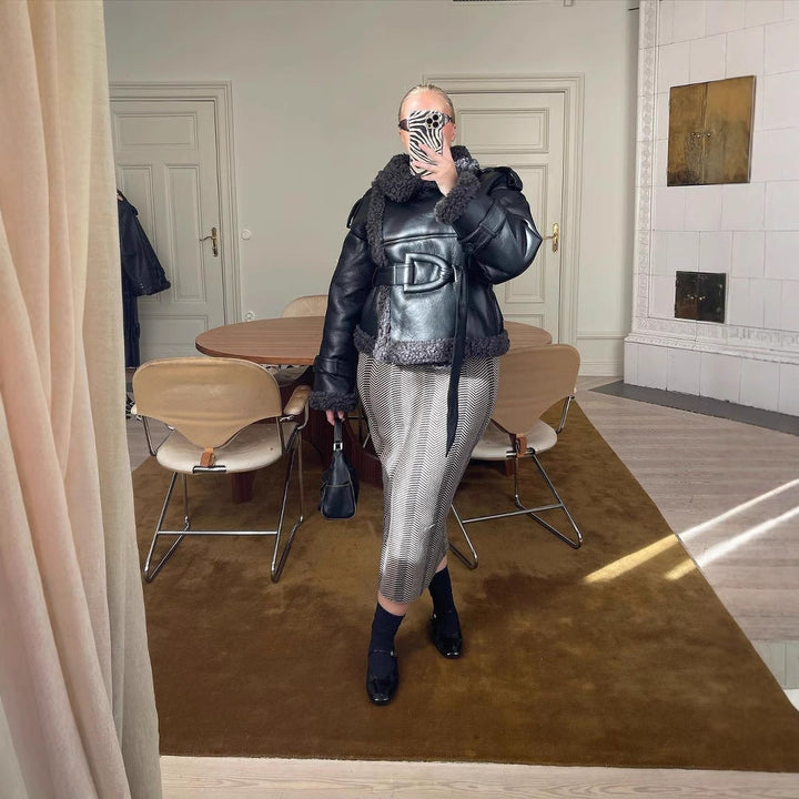 Dam 600+ Kort Jacka i Aviator Stil med Faux Fur Foder och Tie Belt